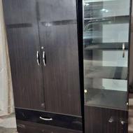 کمد و ویترین چوبی سالم و تمیز
