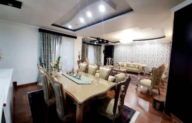 آپارتمان 170 متری ، 3 خواب ، تک واحدی در بلوار طبری