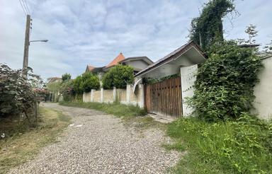 زمین با کاربری مسکونی و مجوز ساخت بند بن چابکسر