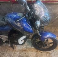 پالس 200 باجاج