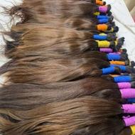 خریدار موهای طبیعی و رنگی