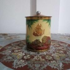 جا شکلاتی انگلیسی آنتیک و کلکسیونی قدیمی