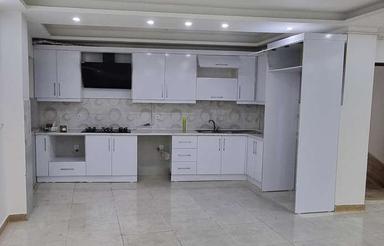 آپارتمان کوی حسینی 115متری فول امکانات