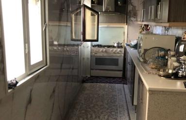 اپارتمان در سه طبقه و یک سوییت به صورت مجزا