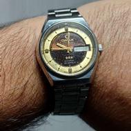 ساعت قدیمی اتوماتیک