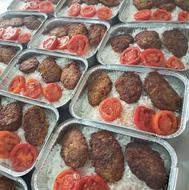 کارگر فست فود.نیروی کار