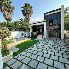 نیم پیلوت جذاب 240متر استخردار آهودشت