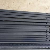 قفسه در حد نو