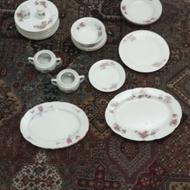 سرویس 8پارچه چینی گل سرخی اصل ژاپن