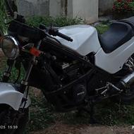 کاوزوکی 400 خواهشم اگهی رو بخونید بد تماس بگیرید