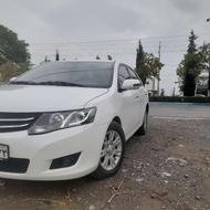 آریو اتوماتیک سفید