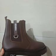 پوتین فقط 650