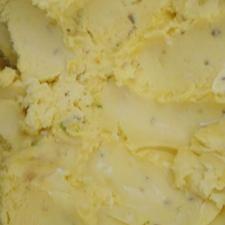 بستنی زعفران پسته سنتی کیلویی260000