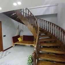 فروش ویلایی لاکچری 380 متر در فاز 3 اندیشه