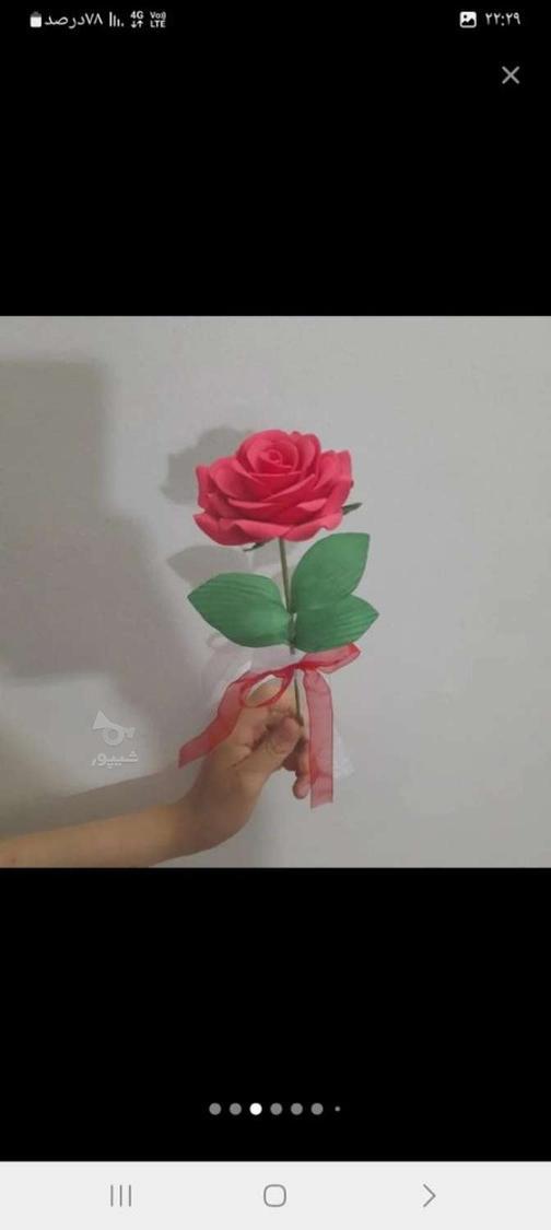 گل رز دستساز نرگسی