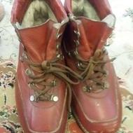 پوتین کوهنوردی چرم