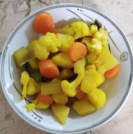 ترشی جات سنتی. با بهترین مواد اورگانیک. همراه با تست