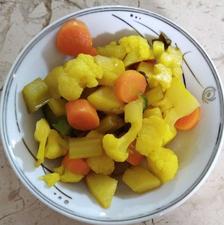 ترشی جات سنتی. با بهترین مواد اورگانیک. همراه با تست