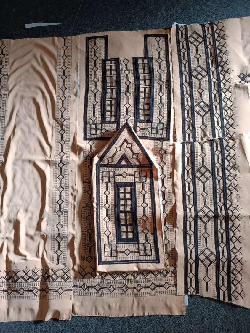 لباس زه دوزی