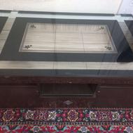 میز جلو مبلی سالم و تمیز در حد نو