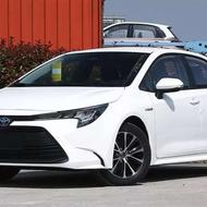 تویوتا لوین توربو 2023 سفید