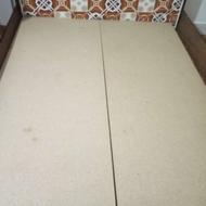 تخت خواب دو نفره در حد نو