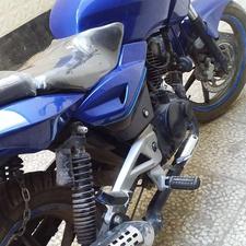 موتور پاس باجاج