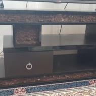 میزتلویزیون