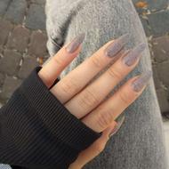 کاشت ناخن رایگان