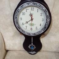 ساعت دیواری