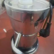 آب هویج گیری