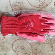 تعدادی دستکش کار