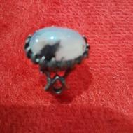 انگشتر زیبا