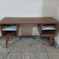 میزناخن با دو تا صندلی جک دار سالم نو