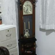 ساعت ایستاده