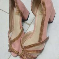 کفش مجلسی پاشنه دار