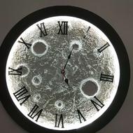 ساخت انواع ساعت با طرح ماه به دلخواه مشتری