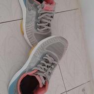 کفش آدیداس سبک