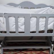 تخت نه نویی