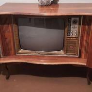 تلویزیون هیتاچی بسیار قدیمی