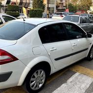 رنو مگان 2000