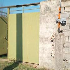 200 متر زمین رامیان