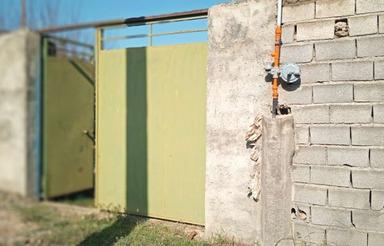 200 متر زمین رامیان