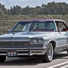 بیوک الکترا 1975 لیمیتد ادیشن ملی