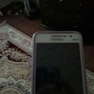 یک عدد گوشی سالم