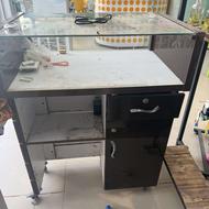 میز چوبی و شیشه ای کشو دار