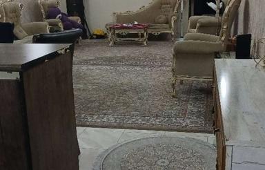 یک واحد آپارتمان شیک به علاوه حیاط اختصاصی