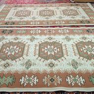 جفت فرش وکنارفرش و پادری همه درحدنووشسته شده