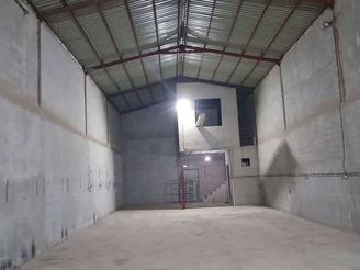 سوله 220متری با دفترکار مناسب انبار روبرو زیتون