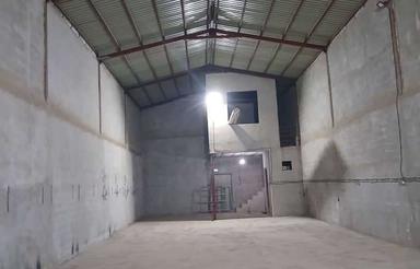 سوله 220متری با دفترکار مناسب انبار روبرو زیتون